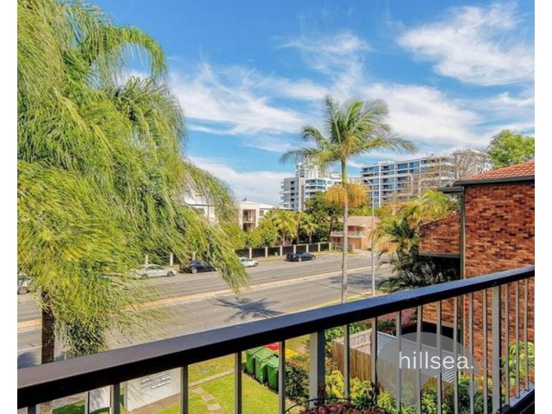 6/164 Frank Street, Labrador QLD 4215