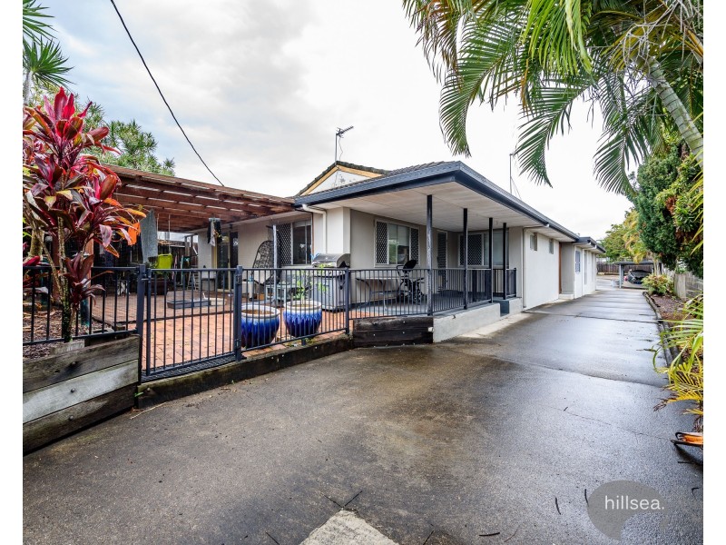 24 Jimmieson Avenue, Labrador QLD 4215