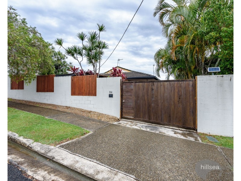 24 Jimmieson Avenue, Labrador QLD 4215