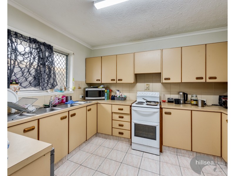 24 Jimmieson Avenue, Labrador QLD 4215