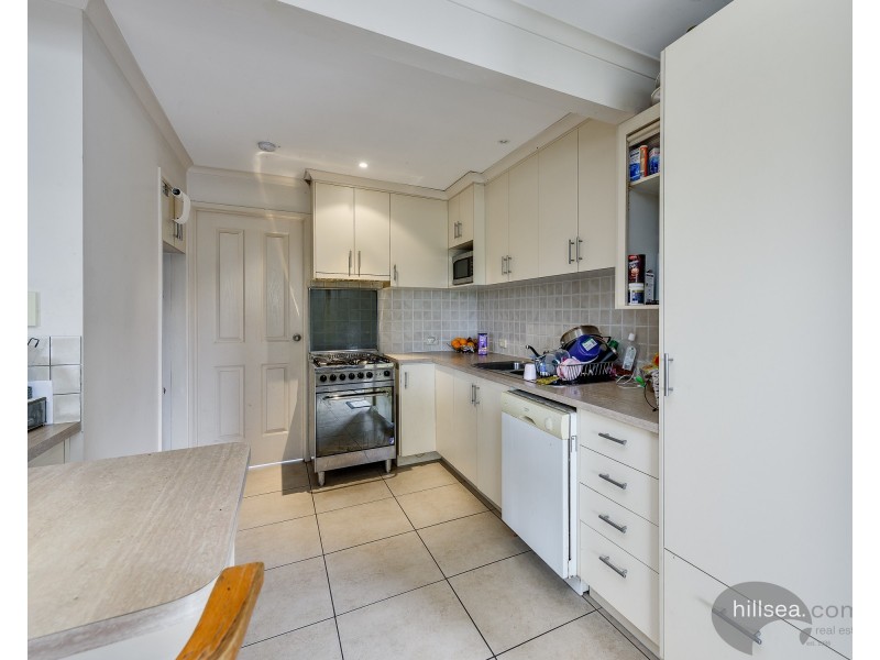 24 Jimmieson Avenue, Labrador QLD 4215