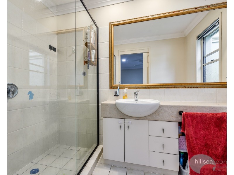 2/433 Brisbane Road, Coombabah QLD 4216