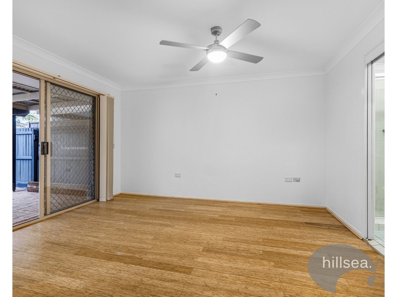1/4 Gemma Glade, Labrador QLD 4215