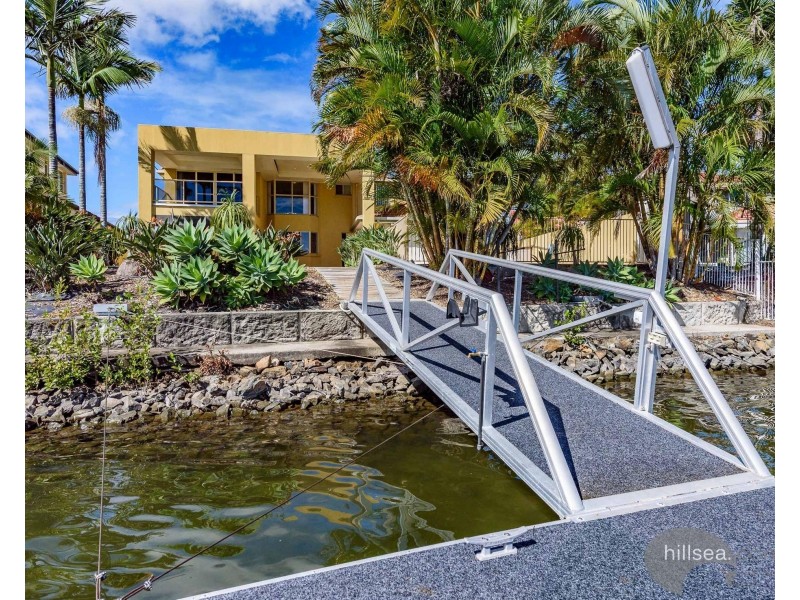 9 Oyster Cove Promenade, Helensvale QLD 4212