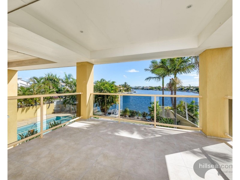9 Oyster Cove Promenade, Helensvale QLD 4212