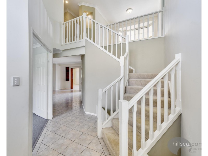 9 Oyster Cove Promenade, Helensvale QLD 4212