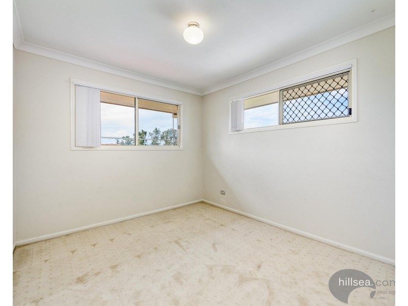 9 Oyster Cove Promenade, Helensvale QLD 4212