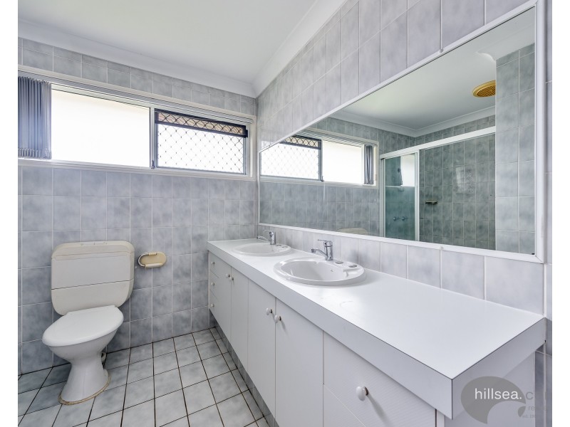 6 Arnold Palmer Drive, Parkwood QLD 4214