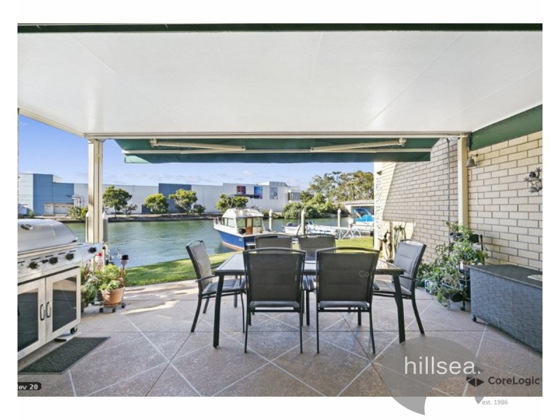 8/112 Bayview Street, Runaway Bay QLD 4216