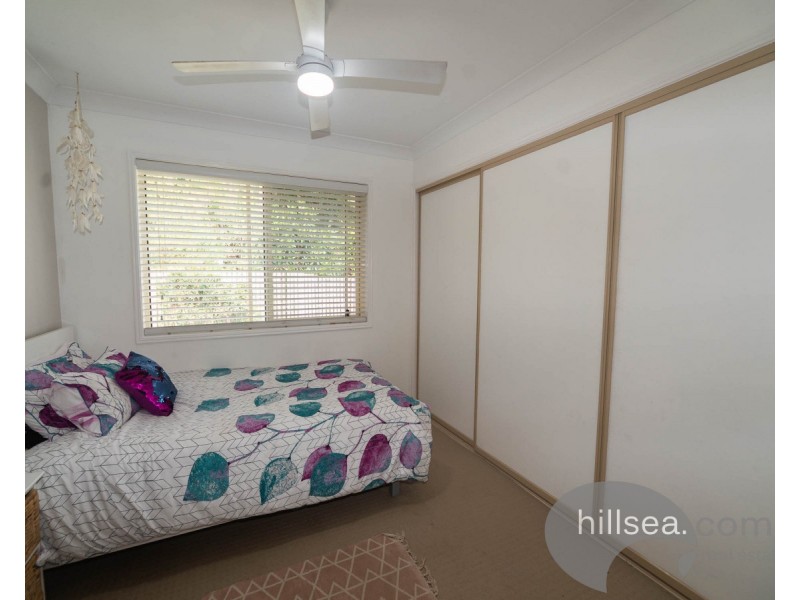 20 Pinemount Crescent, Oxenford QLD 4210