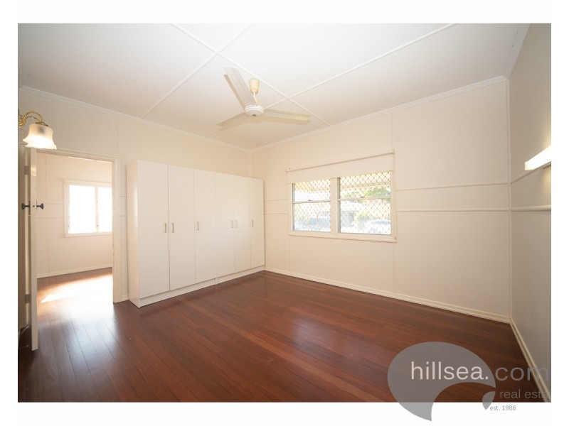 38 Turpin Road, Labrador QLD 4215