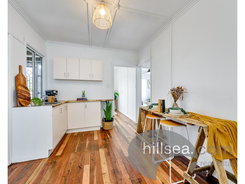 61 Crescent Avenue, Hope Island QLD 4212