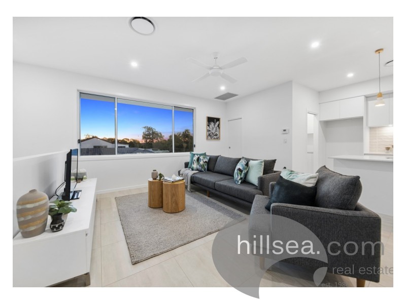 1/19 Killowill Avenue, Paradise Point QLD 4216