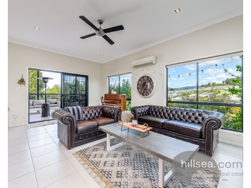 114 Ormeau Ridge Road, Ormeau Hills QLD 4208