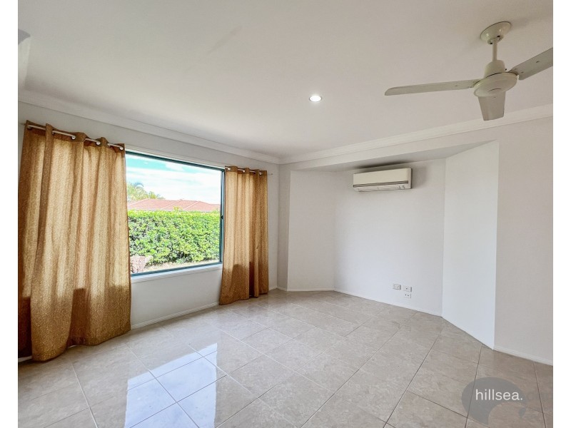 4/222 Central Street, Labrador QLD 4215