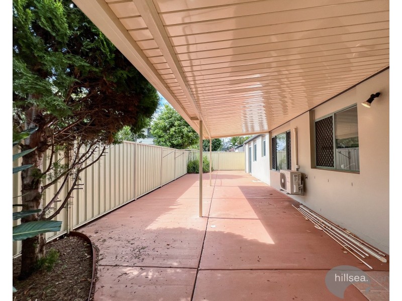 4/222 Central Street, Labrador QLD 4215