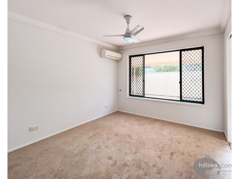 4/222 Central Street, Labrador QLD 4215