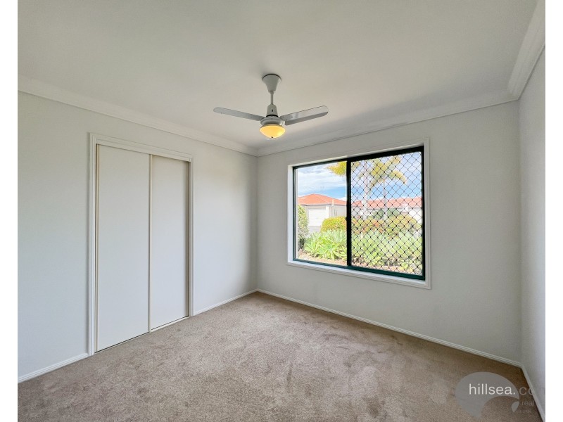 4/222 Central Street, Labrador QLD 4215