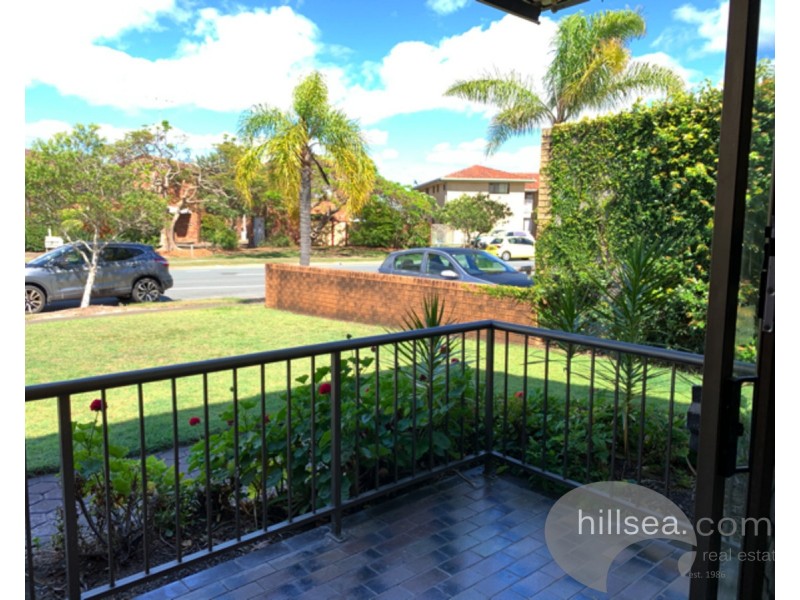 1/38 Duet Drive, Mermaid Waters QLD 4218