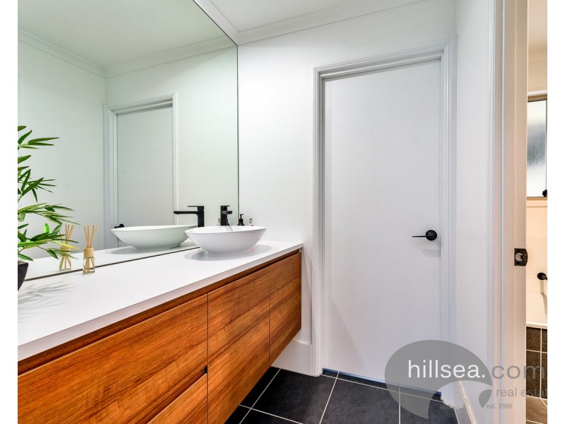 1 Bexley Place, Helensvale QLD 4212