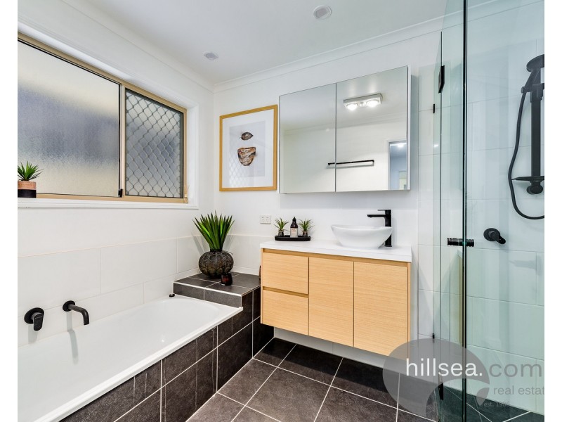 1 Bexley Place, Helensvale QLD 4212