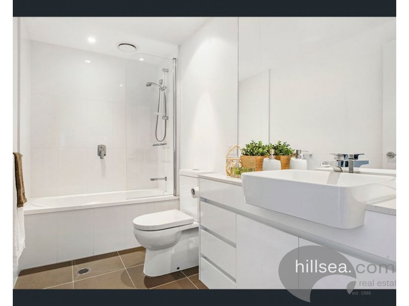 410/15 Compass Drive, Biggera Waters QLD 4216