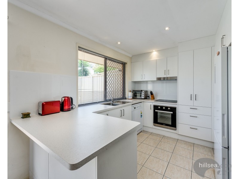 1/3 Stephenson Street, Labrador QLD 4215
