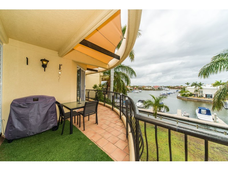 25/41A Broadwater Street, Runaway Bay QLD 4216
