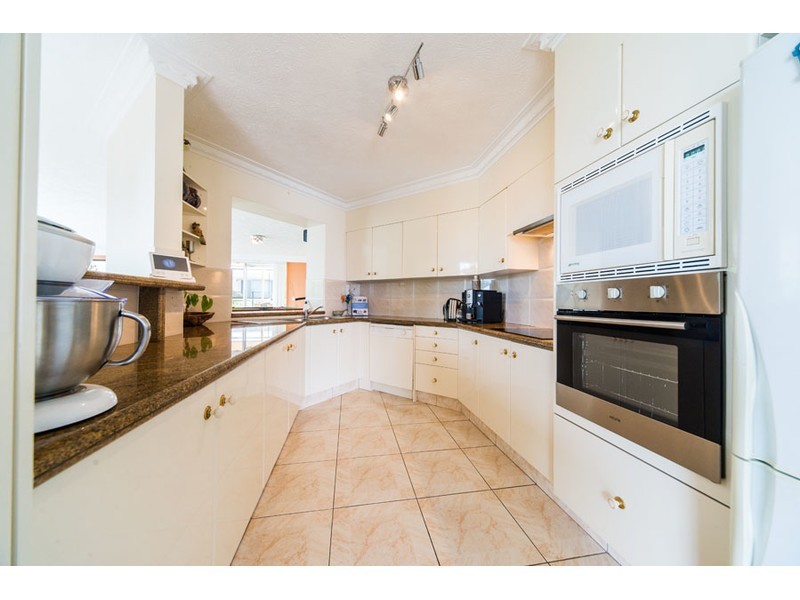 25/41A Broadwater Street, Runaway Bay QLD 4216