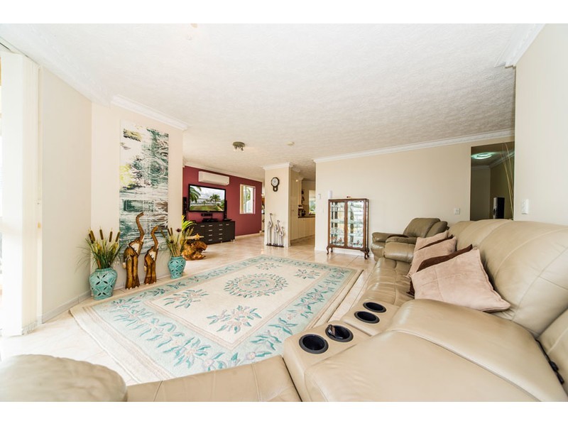 25/41A Broadwater Street, Runaway Bay QLD 4216