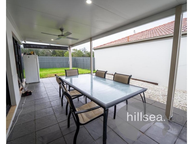19 Amsonia Court, Arundel QLD 4214