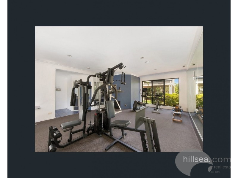 19 Amsonia Court, Arundel QLD 4214