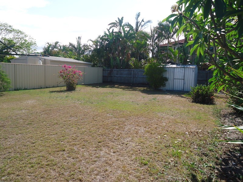 44 Ashgrove Avenue, Runaway Bay QLD 4216