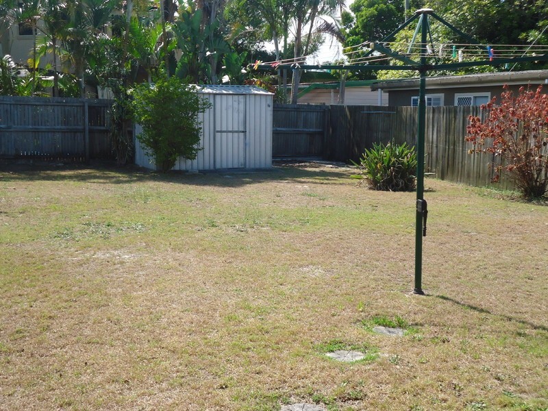 44 Ashgrove Avenue, Runaway Bay QLD 4216