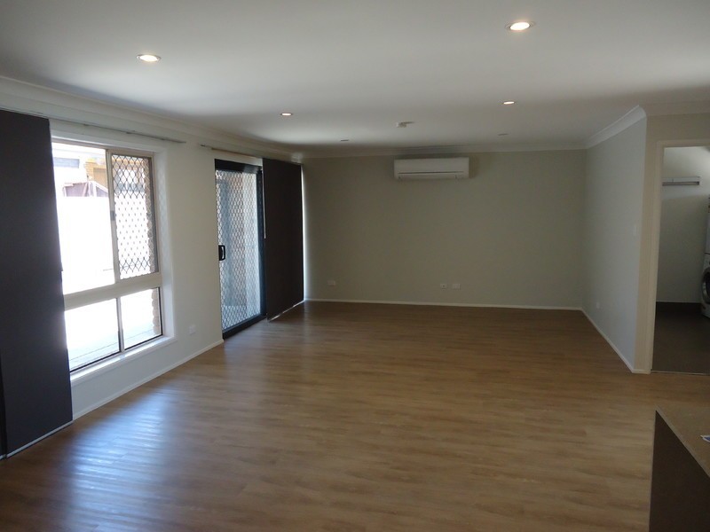 2/5 Brady Drive, Coombabah QLD 4216