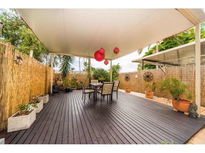 18/447 Pine Ridge Road, Runaway Bay QLD 4216