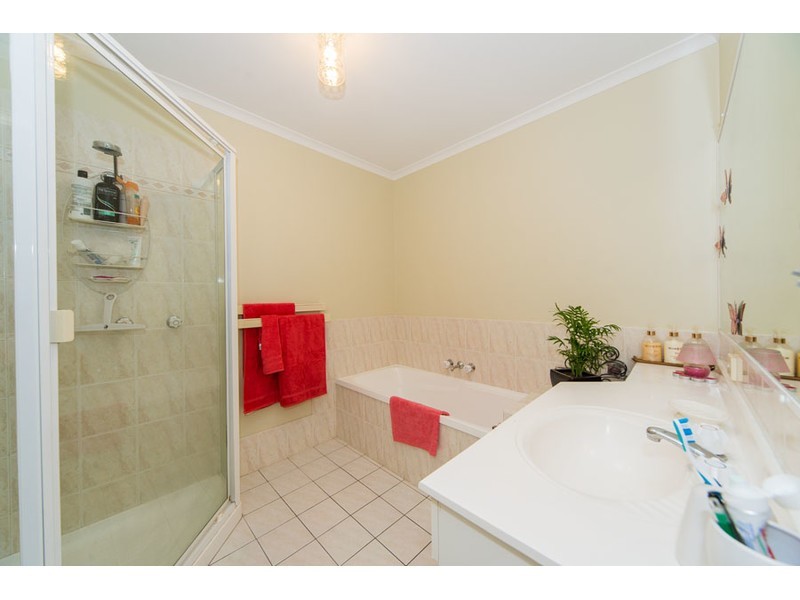 18/447 Pine Ridge Road, Runaway Bay QLD 4216