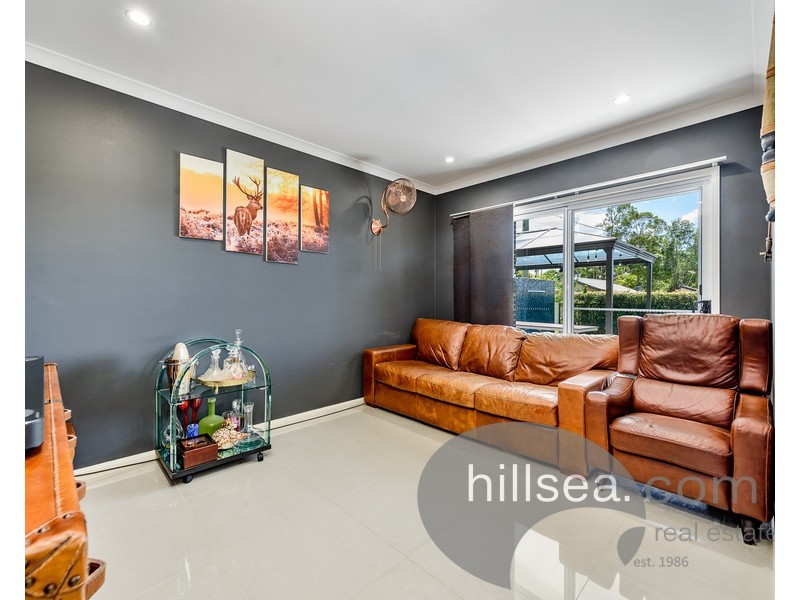 14 Akoonah Street, Hope Island QLD 4212