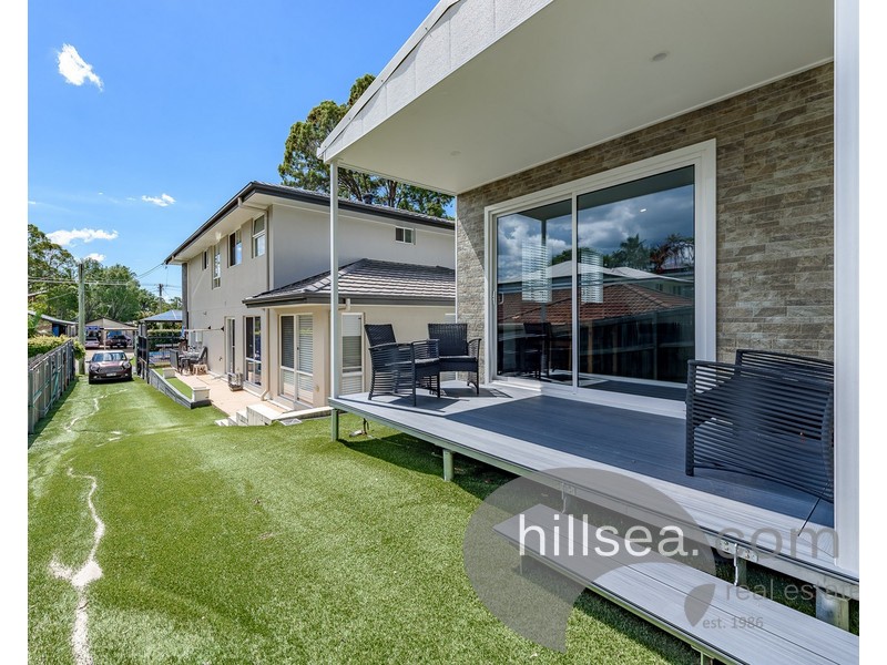 14 Akoonah Street, Hope Island QLD 4212