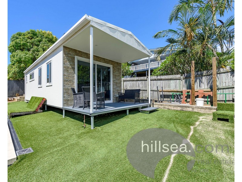 14 Akoonah Street, Hope Island QLD 4212
