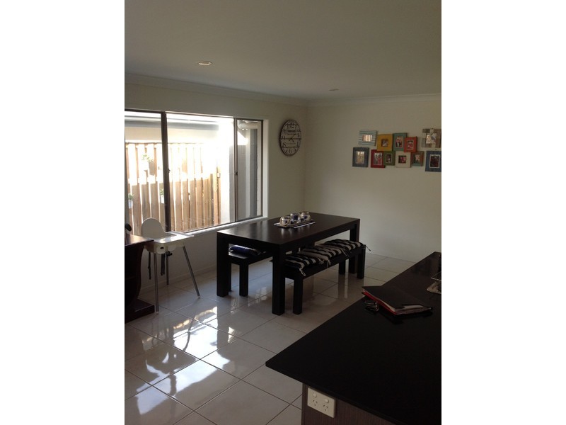 4 Summerstone Place, Maudsland QLD 4210