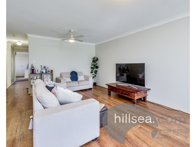 2/122 Oxley Drive, Paradise Point QLD 4216