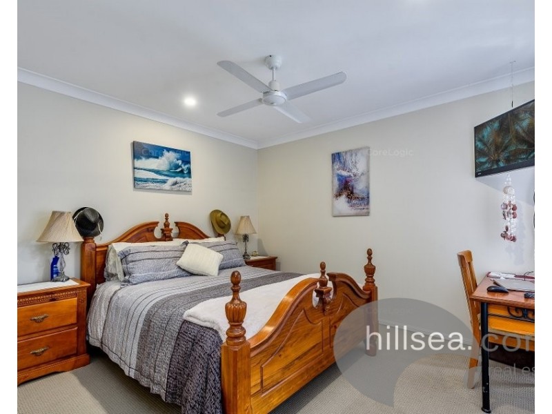 2/94 Greenacre Drive, Parkwood QLD 4214