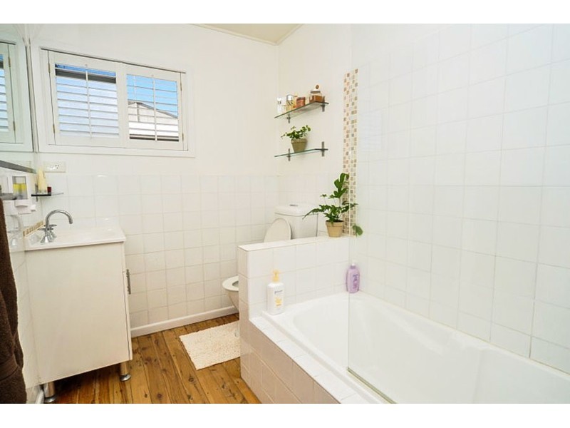 5 Bluegum Avenue, Hollywell QLD 4216