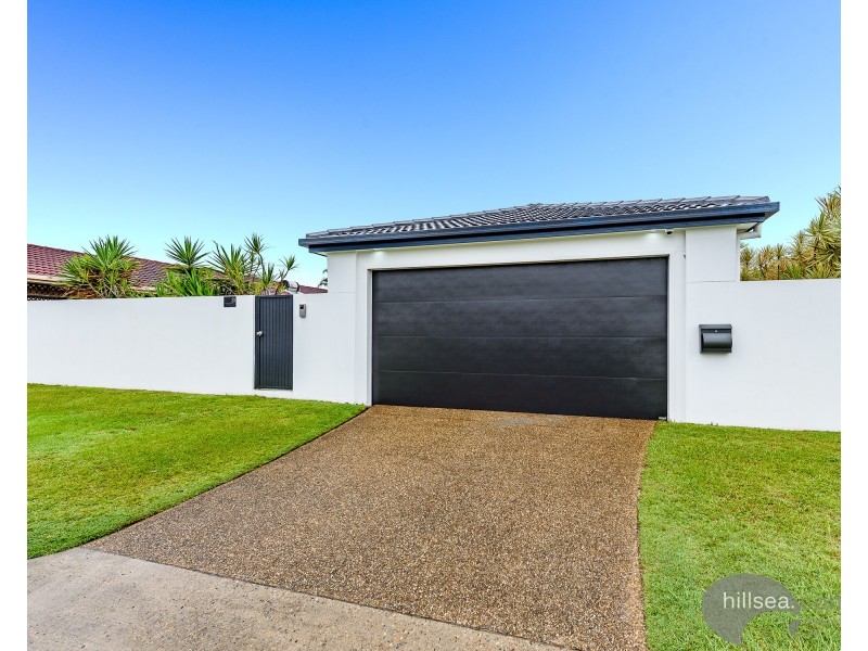 31 Lakefield Crescent, Paradise Point QLD 4216