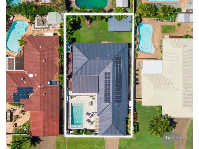 31 Lakefield Crescent, Paradise Point QLD 4216