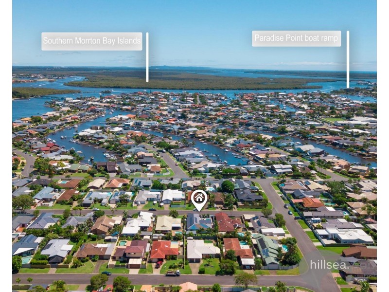 31 Lakefield Crescent, Paradise Point QLD 4216