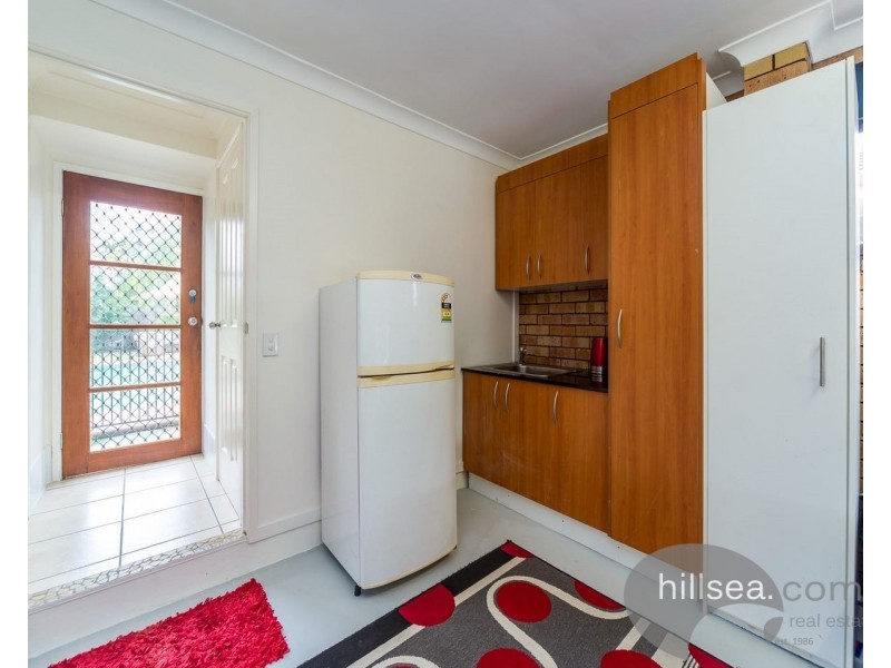 15 Hansford Road, Coombabah QLD 4216