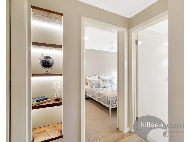 1/59 Errol Avenue, Paradise Point QLD 4216