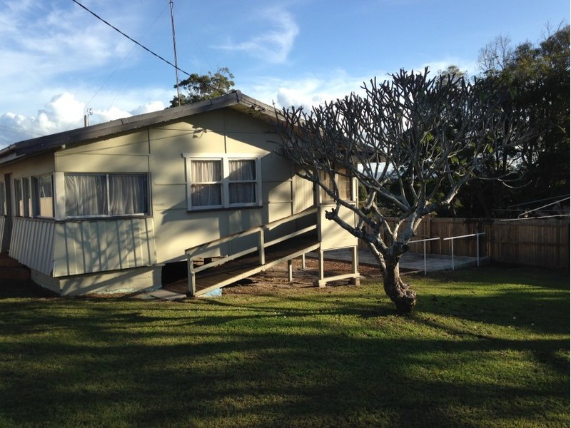 160 Turpin Road, Labrador QLD 4215